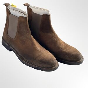 Men's Brown Suede Chelsea Boots in size 10.5 - Mint!